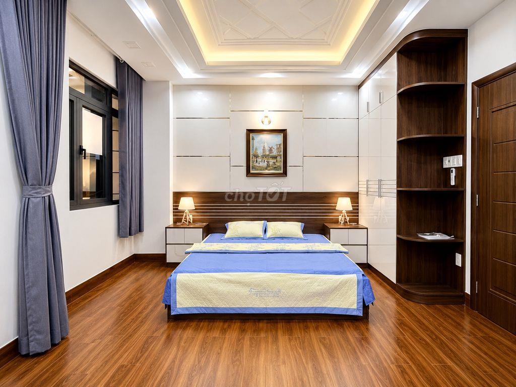 BÁN NHÀ PHỐ ĐẸP HIỆN ĐẠI GẦN QUẬN 7 GIÁ CHỈ DƯỚI 10 TỶ