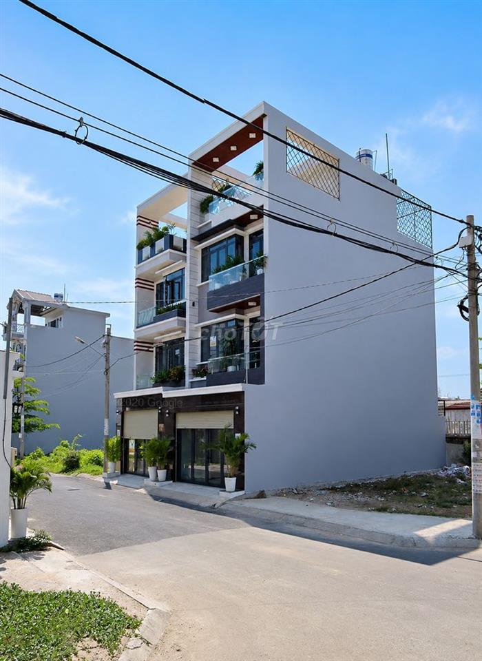 BÁN NHÀ PHỐ ĐẸP HIỆN ĐẠI GẦN QUẬN 7 GIÁ CHỈ DƯỚI 10 TỶ