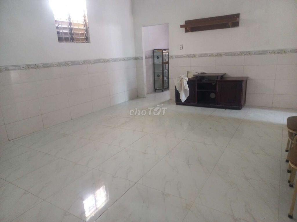 Nhà cho thuê giá rẻ, rộng rãi thoáng mát - Phù hợp gia đình