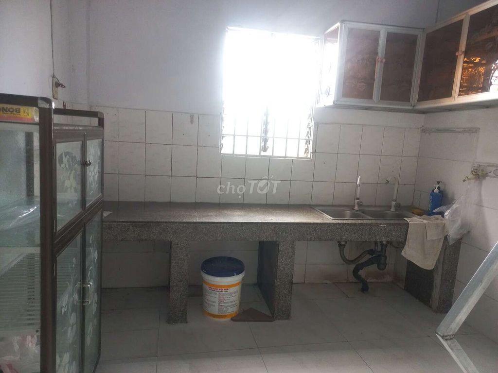 Nhà cho thuê giá rẻ, rộng rãi thoáng mát - Phù hợp gia đình