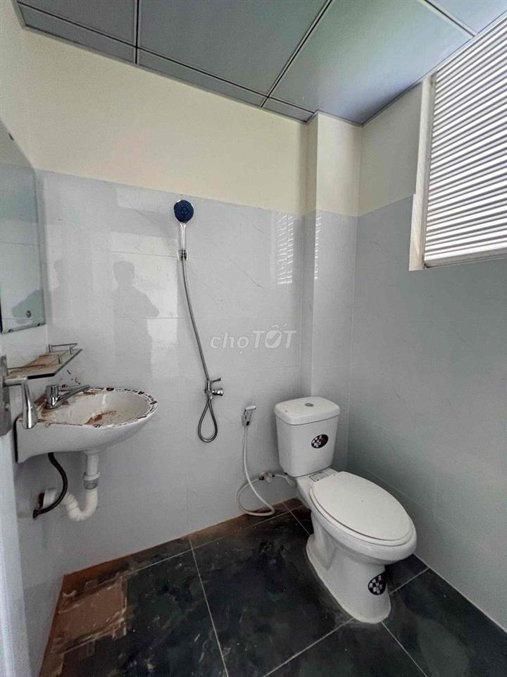STUDIO CỬA SỔ CÁCH ĐH TÔN ĐỨC THẮNG 2km