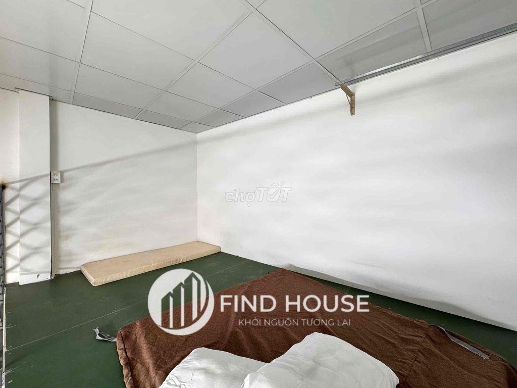 DUPLEX CỬA SỔ GẦN ĐH UFM