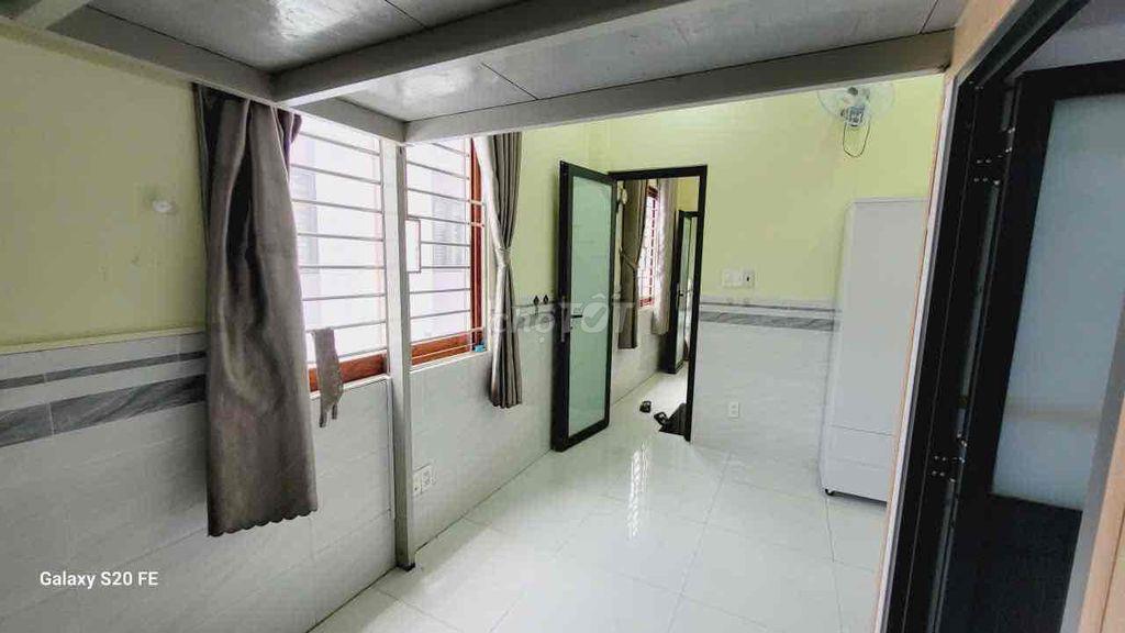 PHÒNG TRỌ CỬA SỔ TRỜI CHO NUÔI PET