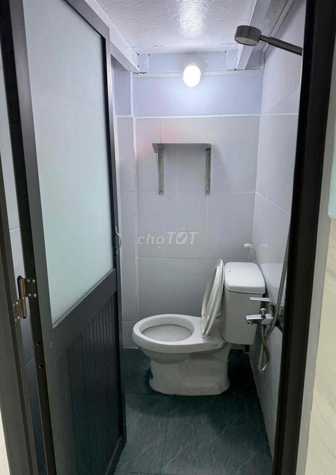 GÁC LỬNG RỘNG 30m2 ĐẦY ĐỦ NỘI THỨC CÁCH UFM 2km