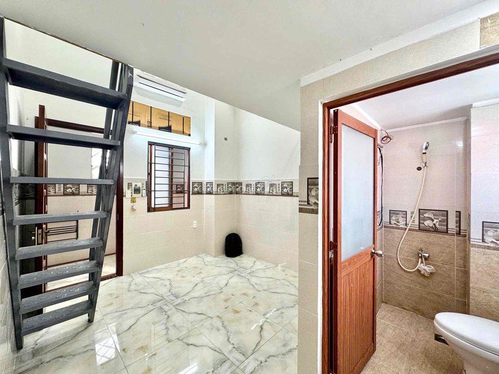 PHÒNG GÁC CAO 1m7 ĐIỆN NHÀ NƯỚC GẦN ĐH UFM