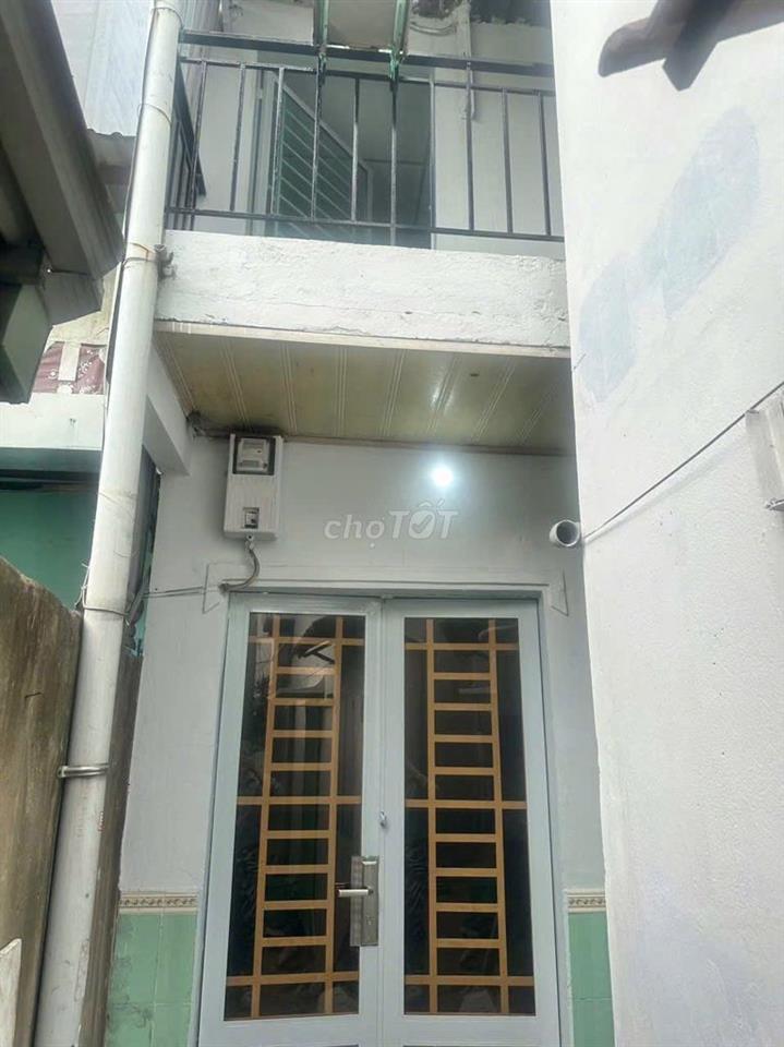 Nhượng lại nhà nguyên căn 