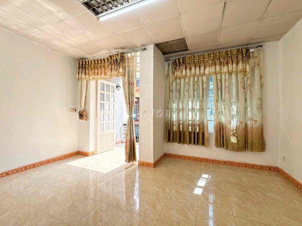 NHÀ NGUYÊN CĂN NGAY GẦN VÒNG XOAY LĂNG CHA CẢ - GẦN GA T3 - GẦN LOTTLE