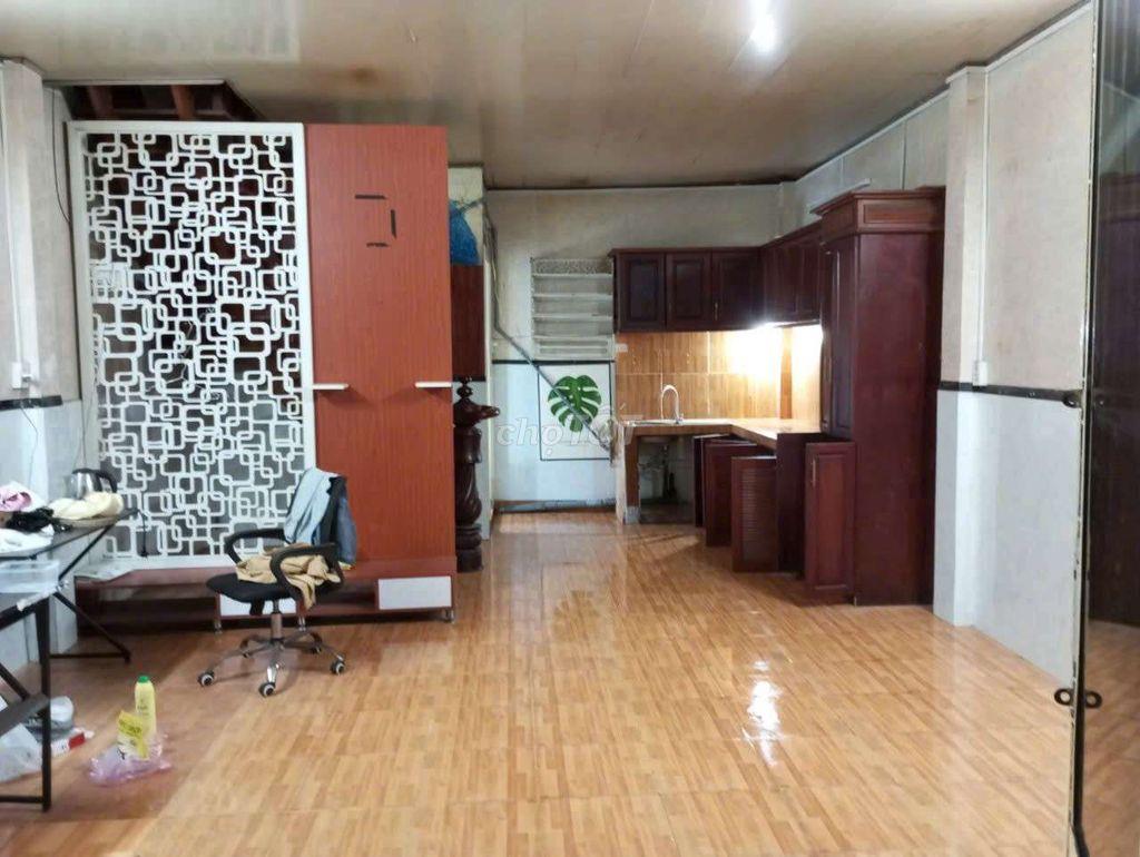 Cho thuê nhà nguyên căn hẻm đường Phạm Văn Bạch
