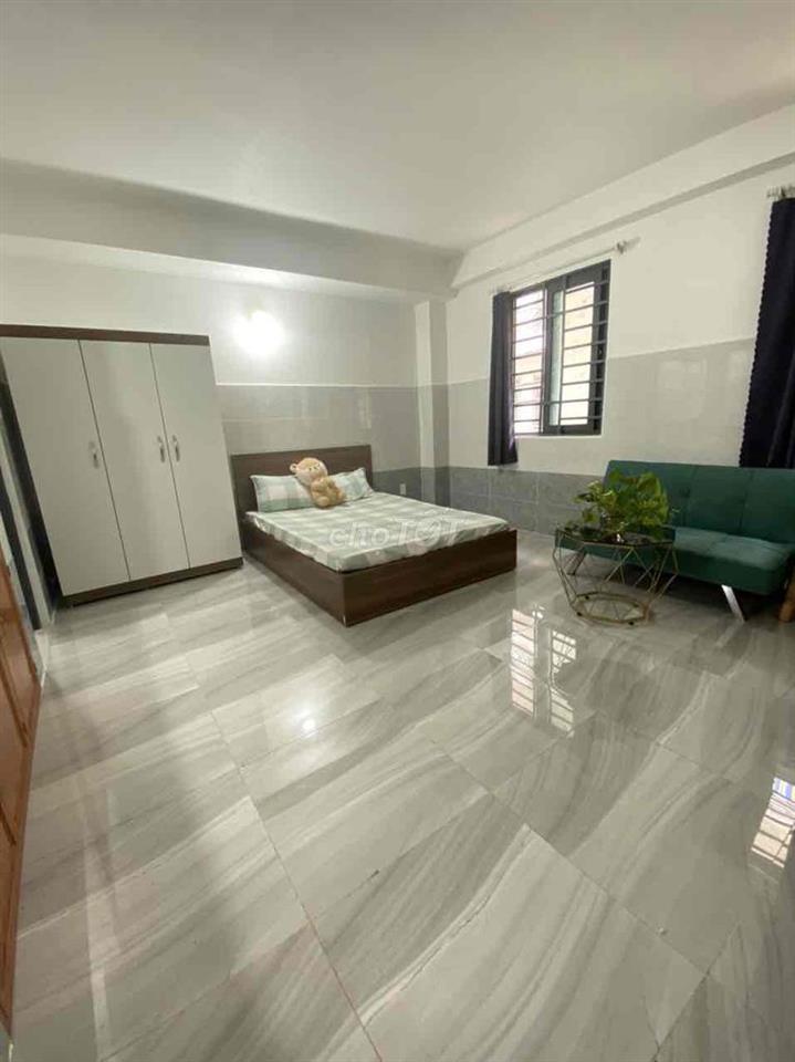 CĂN HỘ STUDIO CỬA SỔ TRỜI FULL NỘI THẤT!!