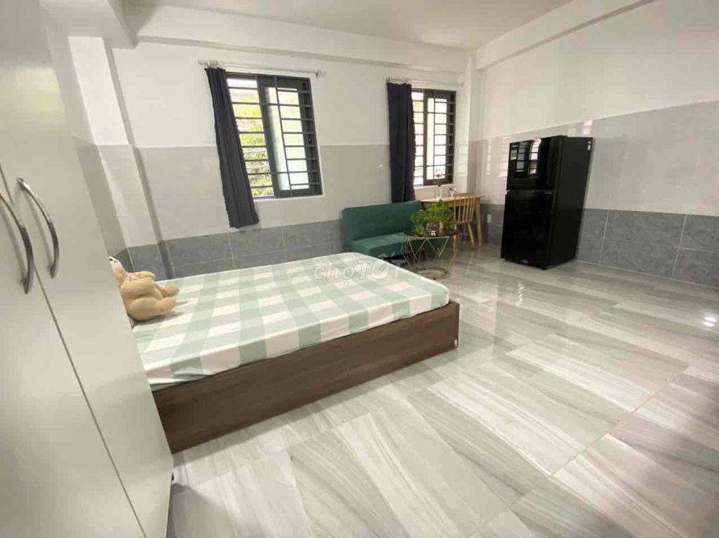CĂN HỘ STUDIO CỬA SỔ TRỜI FULL NỘI THẤT!!