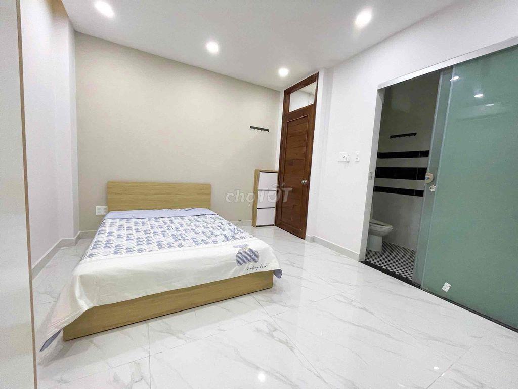 CĂN HỘ STUDIO CÁCH VHU HUFLIT 8p ĐI XE