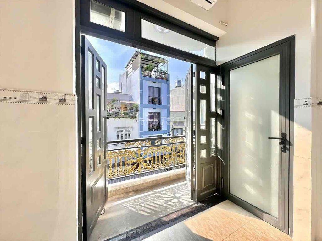 DUPLEX GẦN NGAY ĐẠI HỌC CÔNG THƯƠNG - CHỈ 3 TỚI 5 PHÚT ĐI BỘ
