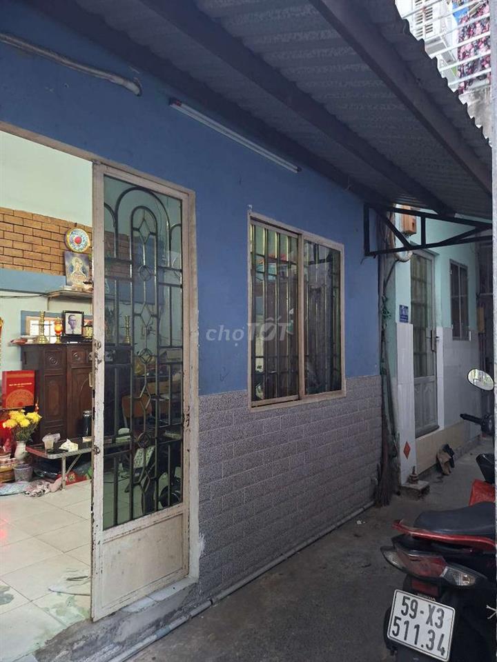 nhà cấp 4 có gác lửng đúc