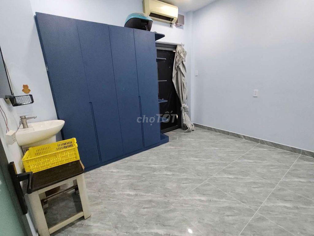 Cho thuê nhà P Lĩnh Xuân ( Linh Trung cũ) - Thủ Đức giá 8tr5/th