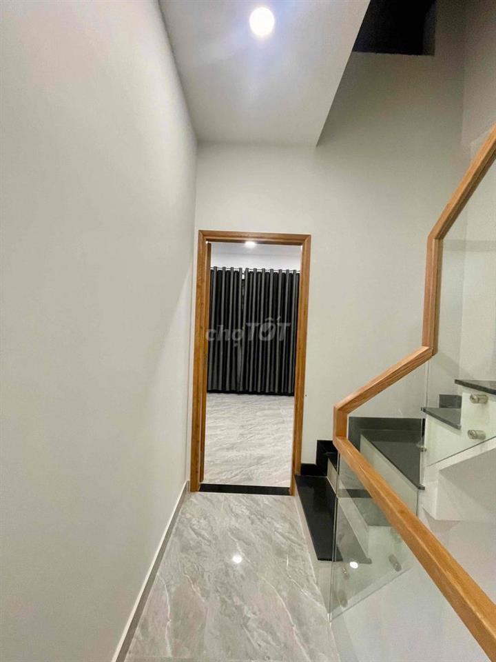 Cho thuê phòng nhà mới xây đường số 3
