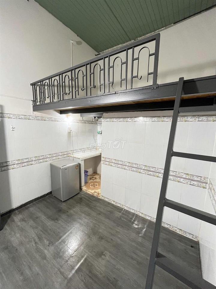 Phòng trệt Bình Chiểu 2.5tr, 20m², không chung chủ, gần Chợ Đầu Mối