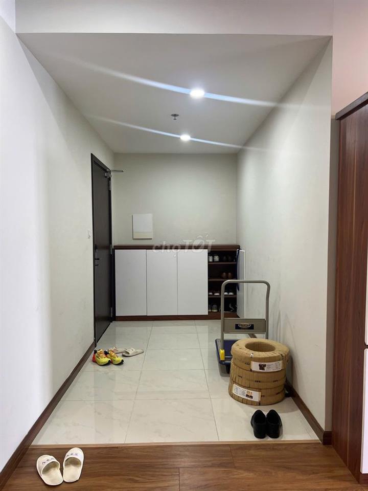 Cho thuê căn hộ Discovery Complex 302 Cầu Giấy, giá 1.200 USD/tháng