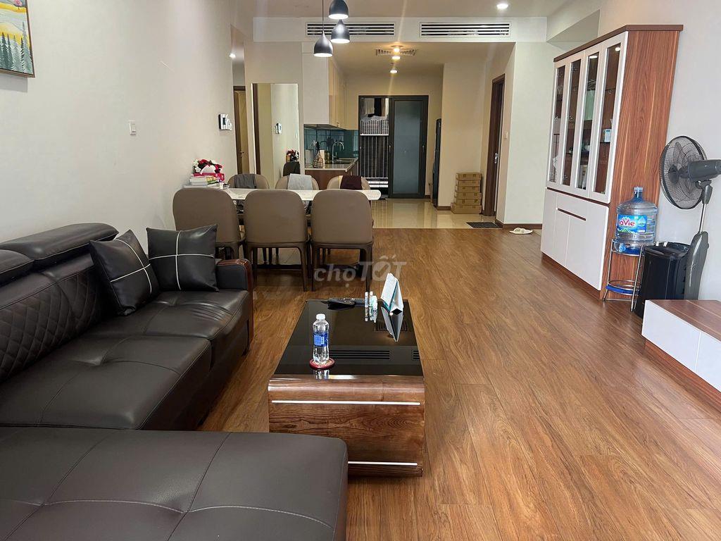Cho thuê căn hộ Discovery Complex 302 Cầu Giấy, giá 1.200 USD/tháng