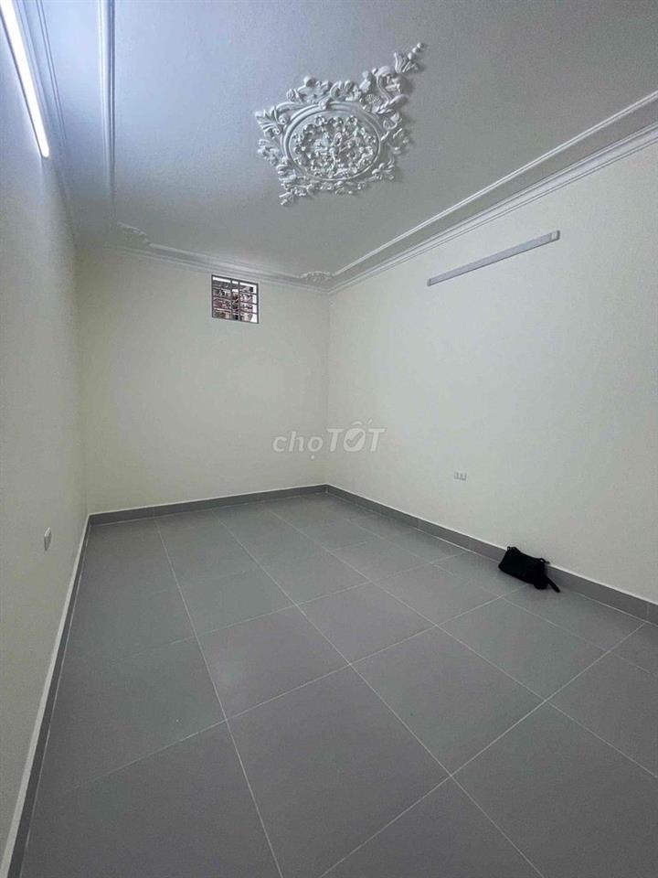 cho thuê nhà mới tinh tập thể trường xiếc 128 hồ tùng mâu