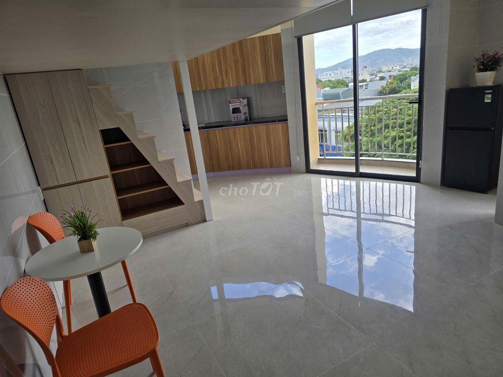 Phòng gác lửng ban công lầu 5 Kinh Dương Vương gần Bách Khoa