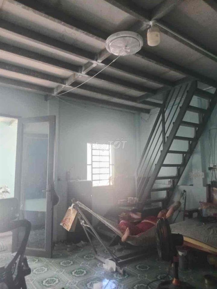 bán gấp nhà Long An