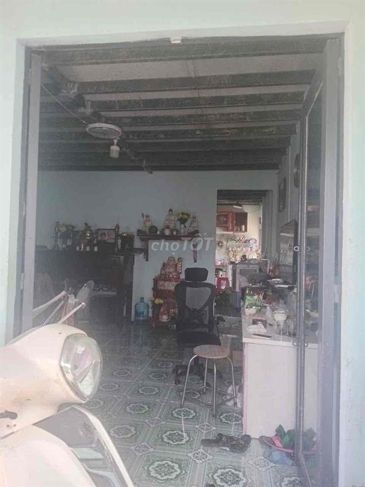 bán gấp nhà Long An