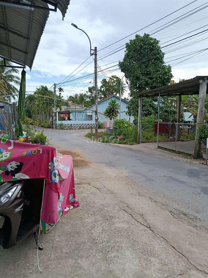 cần bán gấp nhà