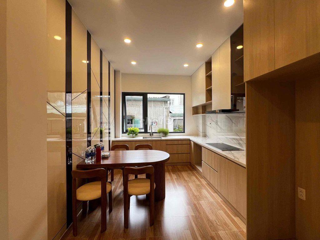 Bán nhà MT Cô Giang, phường Cầu Kiệu