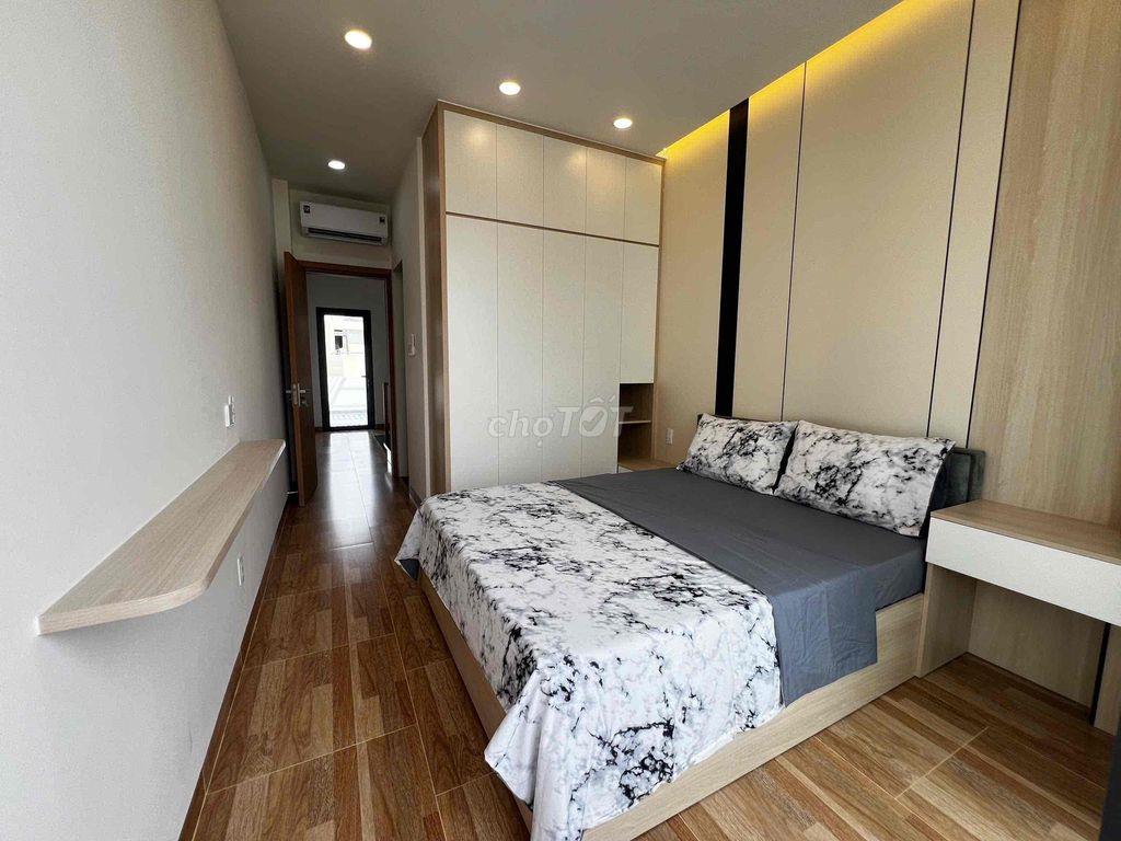 Bán nhà MT Cô Giang, phường Cầu Kiệu