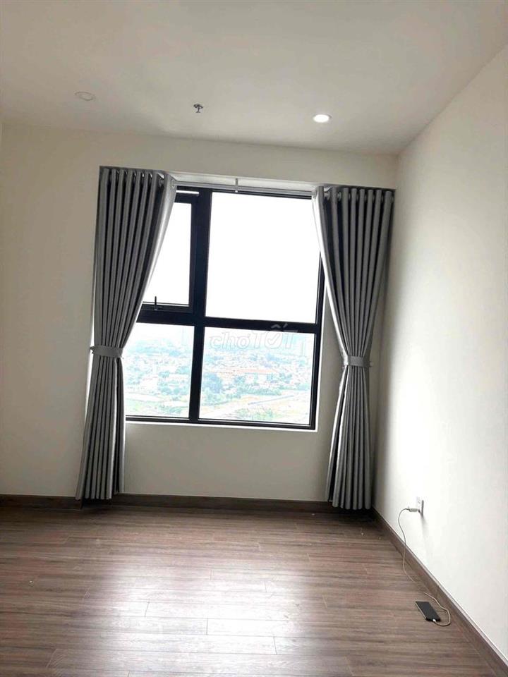 Cho thuê căn góc, view Hồ Gươm Xanh, 2PN, 2WC, 78m2, free 2 tháng phí