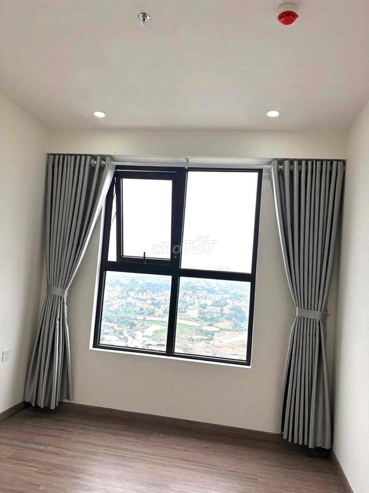 Cho thuê căn góc, view Hồ Gươm Xanh, 2PN, 2WC, 78m2, free 2 tháng phí