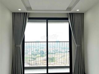 Cho thuê căn góc, view Hồ Gươm Xanh, 2PN, 2WC, 78m2, free 3 tháng phí