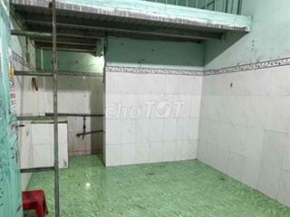 35 phòng giá thuê 30tr hợp đồng 10 năm cọc 100tr