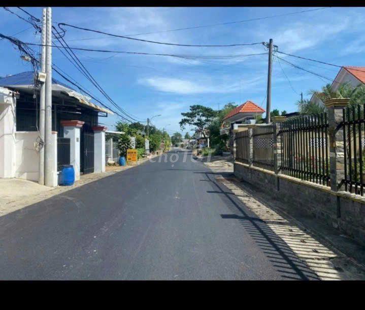 BÁN ĐẤT 85M2 Ở Đ.SUỐI LỘI GIÁ CHỈ 1 TỶ-SỔ HỒNG RIÊNG