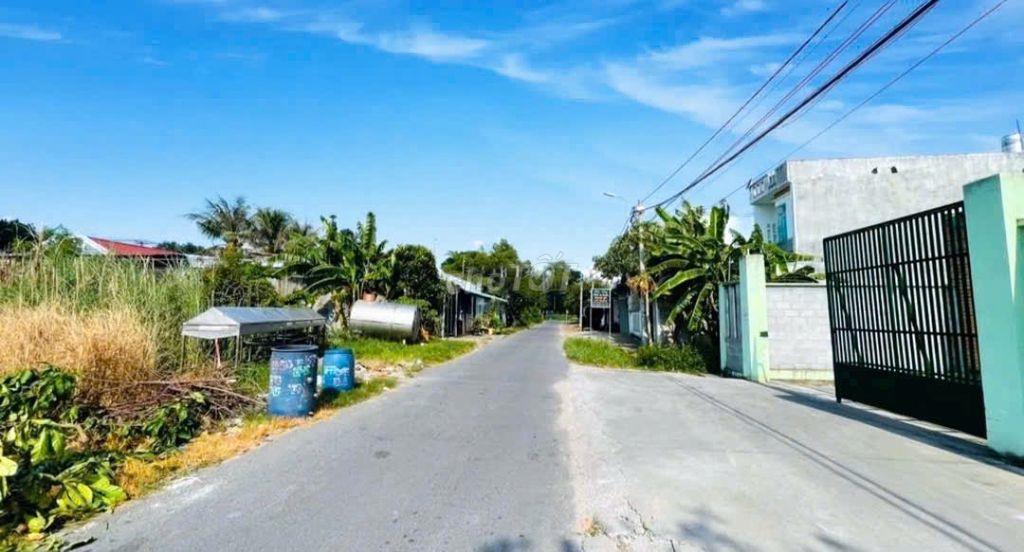 BÁN GẤP ĐẤT 110M2 MẶT TIỀN ĐƯỜNG BASA CHỈ 680 TRIỆU- SỔ HỒNG RIÊNG