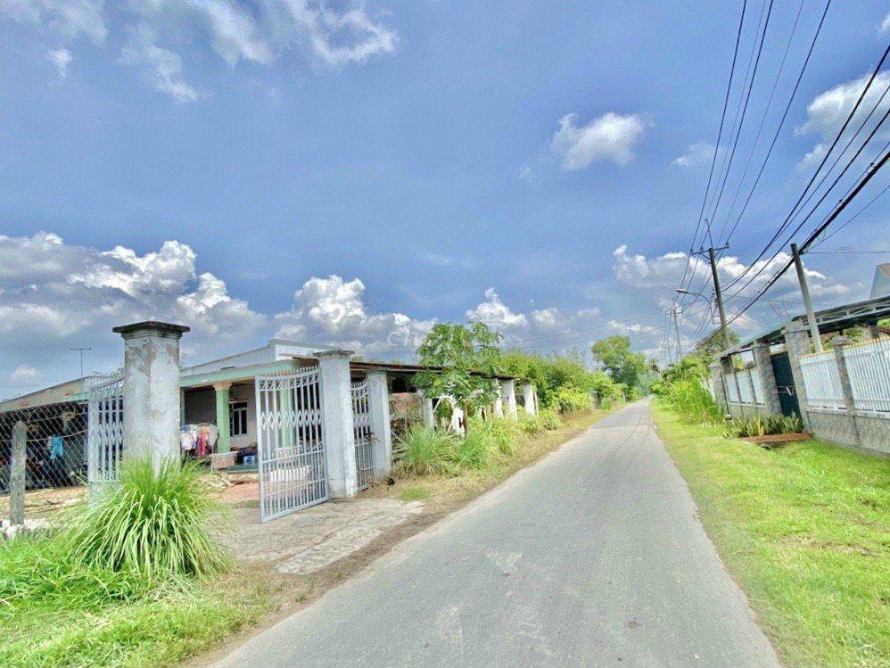 BÁN GẤP ĐẤT THỔ CƯ 100M2  Ở ĐƯỜNG NGUYỄN THỊ RÀNH GIÁ CHỈ 1 TỶ- SHR
