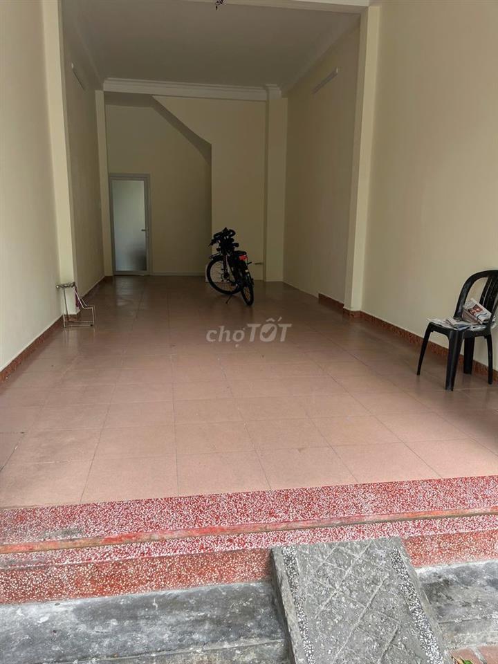 Cho thuê mặt bằng kinh doanh/Văn phòng