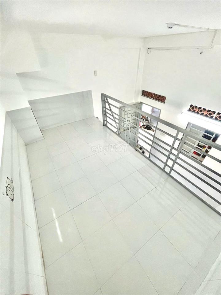Cho thuê phòng trọ giá rẻ đối diện ĐH Luật cs2