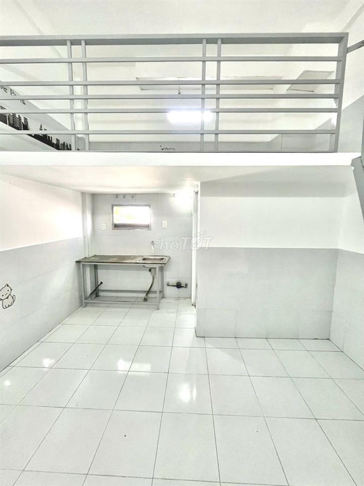 Cho thuê phòng trọ giá rẻ đối diện ĐH Luật cs2
