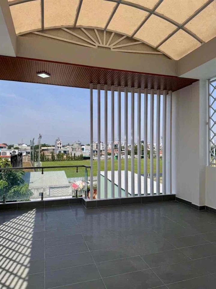 nhà phố mơi hoàn thiện