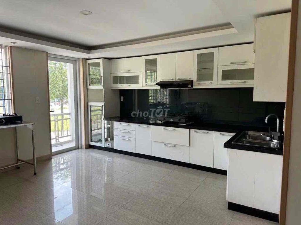 Cho thuê nhà gần TP. Mới Bình Dương 4 phòng ngủ Ở & Mở Văn Phòng