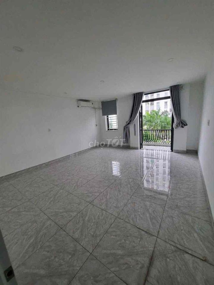 Cho thuê nhà 4Phòng Ngủ Phúc Đạt Ở & Mở Văn Phòng Đối Diện Chung Cư