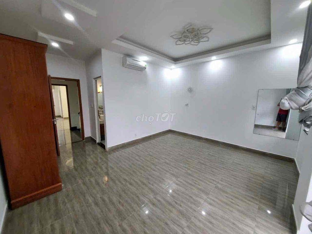 Cho thuê nhà 4Phòng Ngủ Phúc Đạt Ở & Mở Văn Phòng Đối Diện Chung Cư