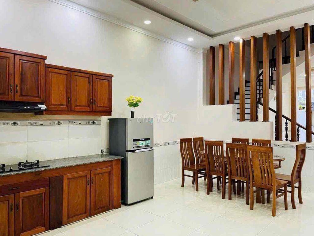 Cho Thuê Nhà 1Trệt 2Lầu 6Phòng Ngủ Gần Vòng Xoay Hiệp Thành Ở & Mở VP