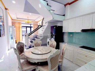 Cho Thuê Nhà 1Trệt 1Lầu 4Phòng Ngủ Full Nội Thất Ngay Trường Việt Anh