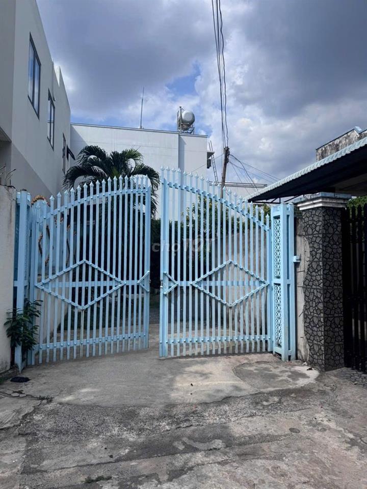 Bán đất có 300m2 thổ cư