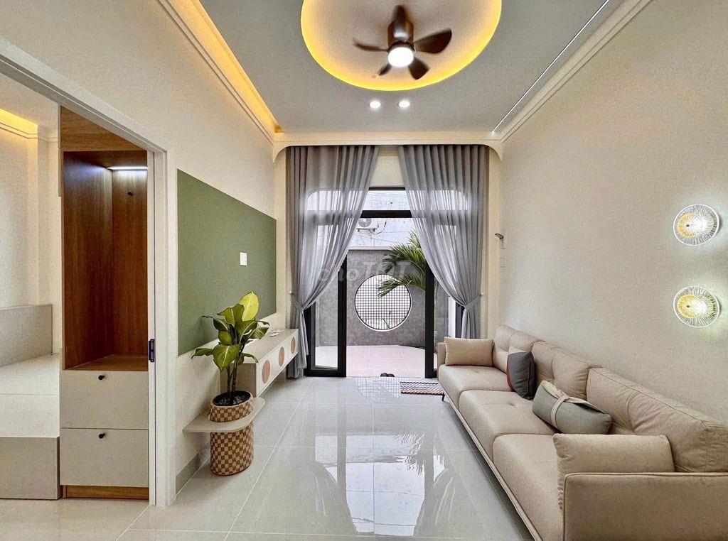 BÁN NHÀ CẤP 4 XÂY KIỂU HÀN DO CHỦ NHÀ ĐI ĐỊNH CƯ NƯỚC NGOÀI