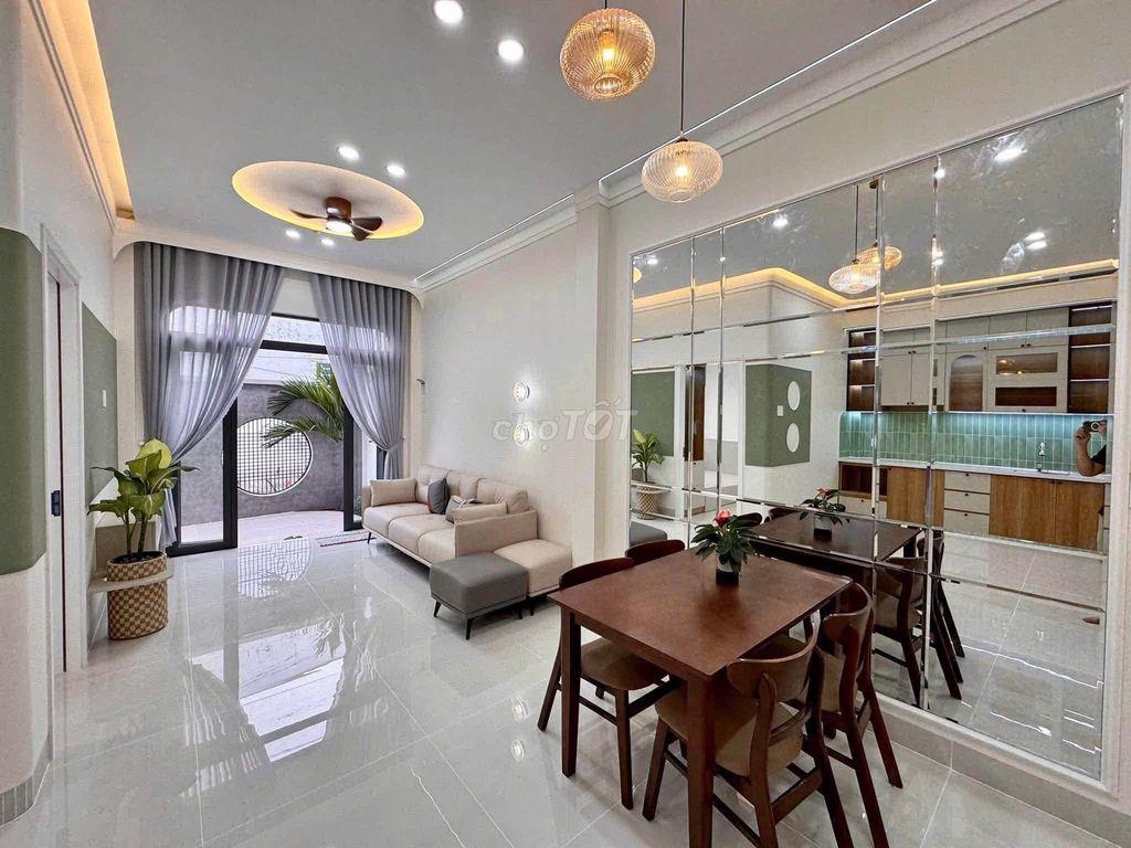 BÁN NHÀ CẤP 4 XÂY KIỂU HÀN DO CHỦ NHÀ ĐI ĐỊNH CƯ NƯỚC NGOÀI