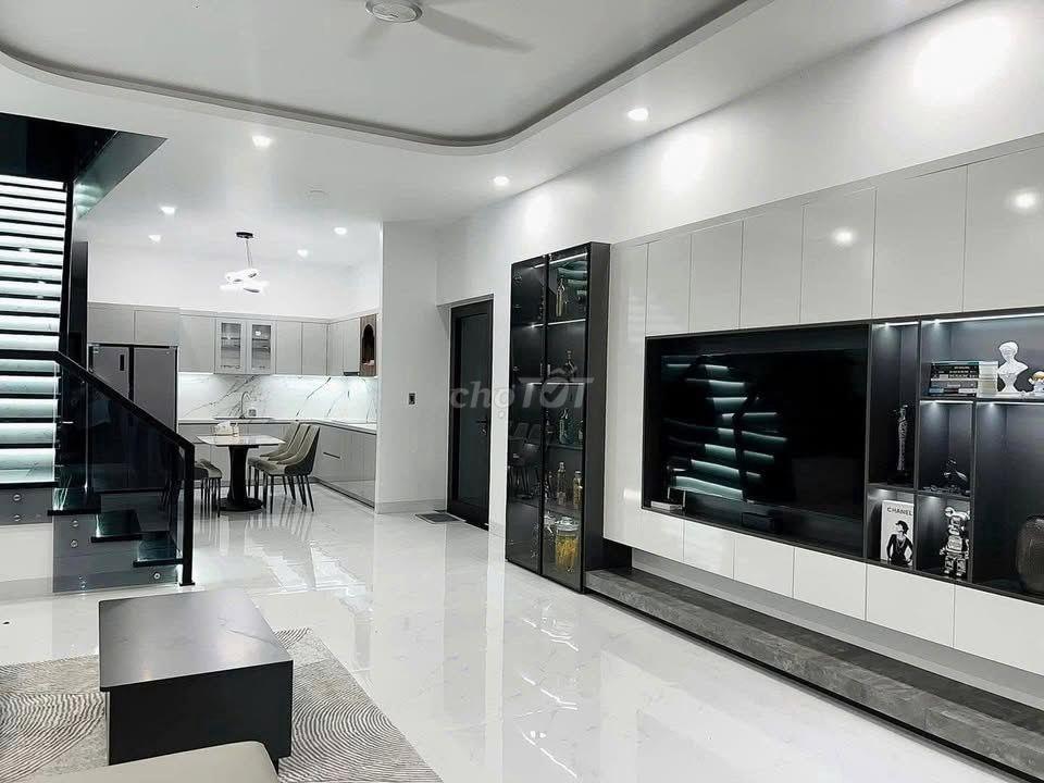 Chủ Ngộp Ngân Hàng Cần Thanh Lý  Nhà Lầu Mới Xây Gần KDL Bửu Long
