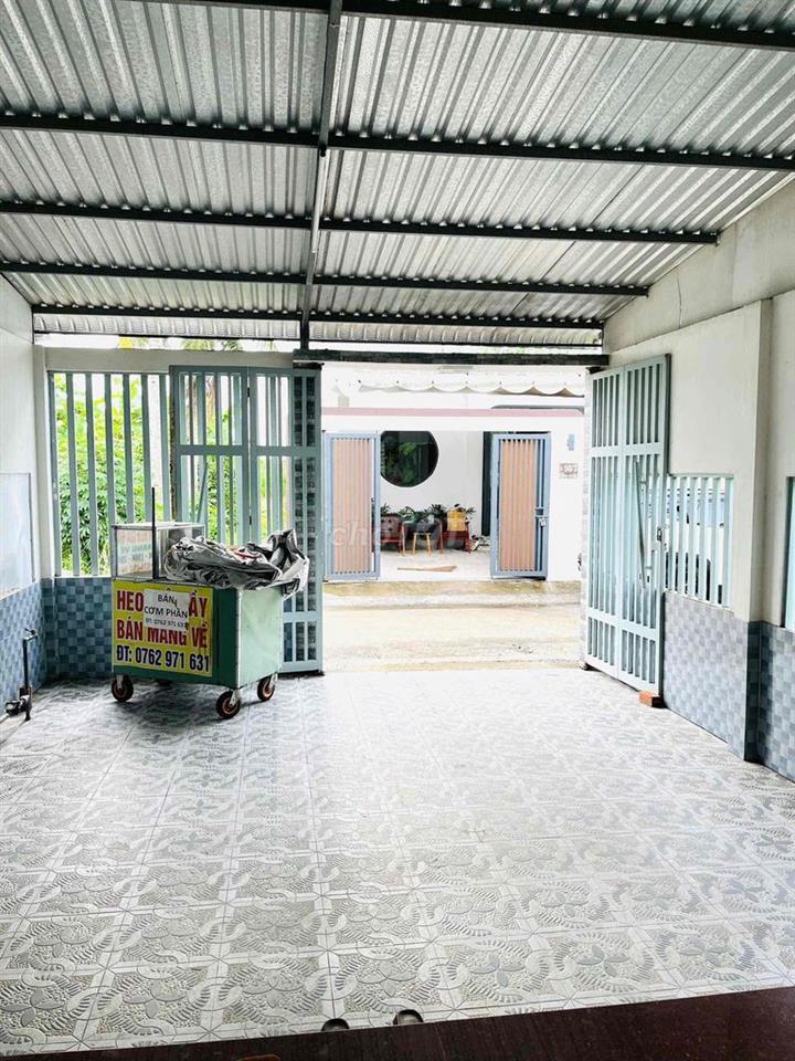 Cho thuê nhà nguyên căn gần chợ cầu đôi, cách kcn Hoà Phú 2km